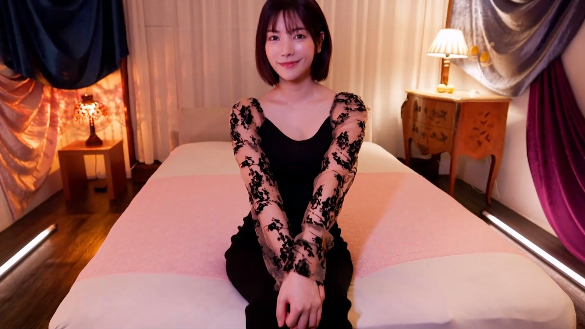 잔뜩 싼 정액 얼굴로 받아주는 그녀 스틸